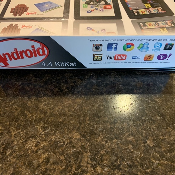 Laptop Touchscreen Tablet - Picture 2 of 12